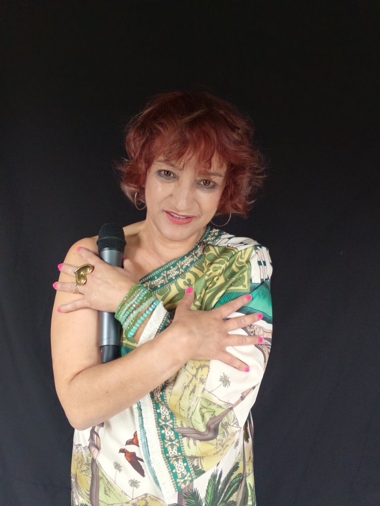 Cantante femenina