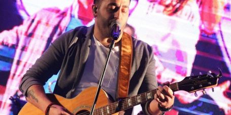 Dani Costas baja en orquesta Suavecito