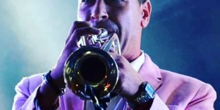 Alberto Camacho Poblete alta en orquesta Suavecito
