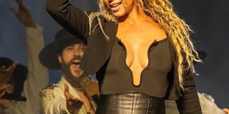 Emotivo adiós de Fanny Coucheiro: 11 años de entrega sobre el escenario de La Misión