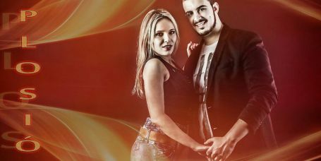 Dúo Xplosión dispone ya de escenario propio para la temporada de verano